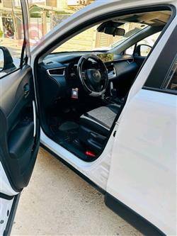 تۆیۆتا کۆرۆلا کرۆس